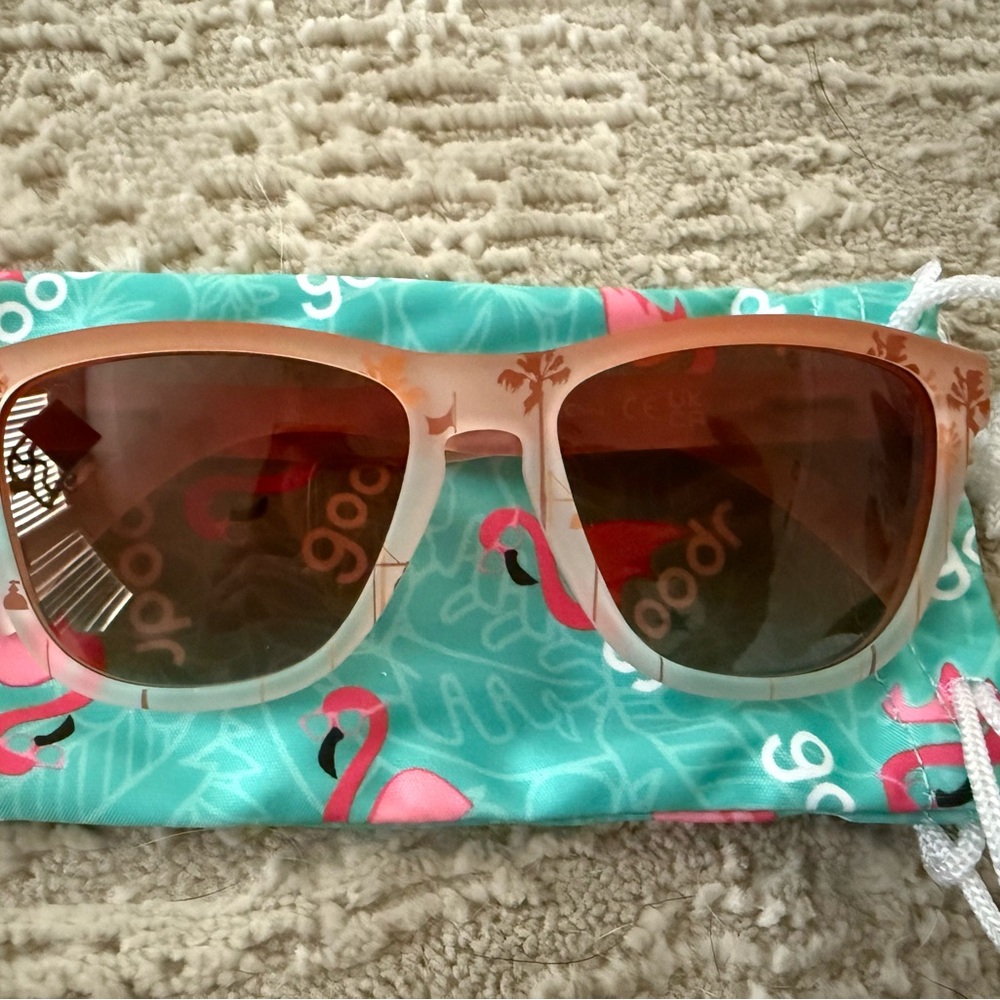 Goodr Golden Power Hour-Cabana Exclusive, New